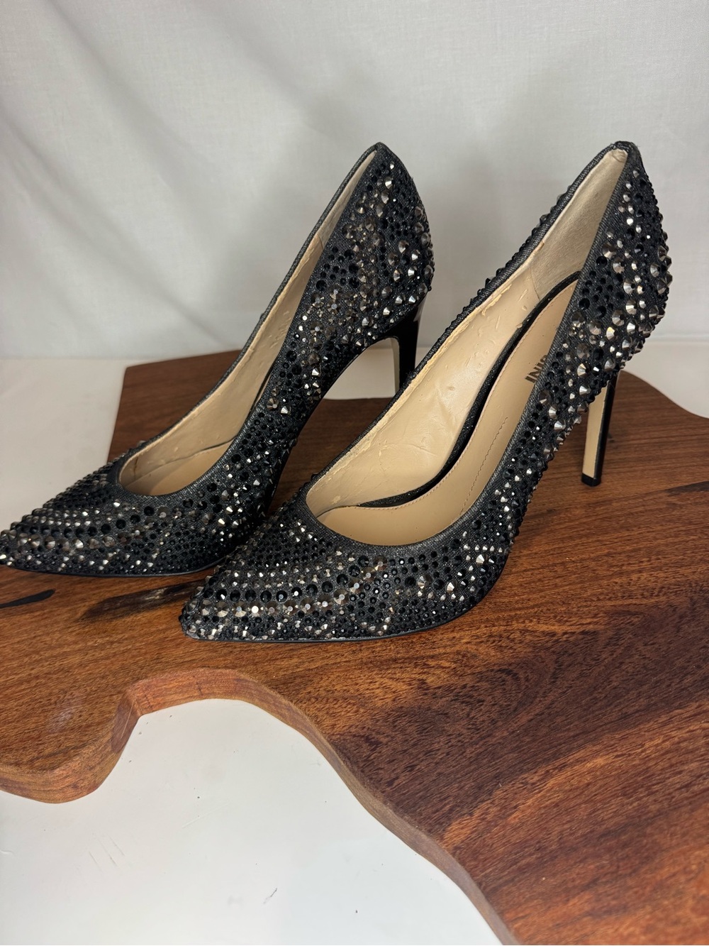 Gianni Bini Size 9 Black Rhinestone Crystal Pointed Toe Stiletto Pumps Heels
